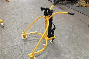 你了解手動油桶搬運(yùn)車的6個特點(diǎn)嗎？